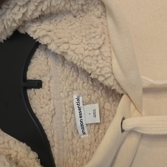 Amazon Essentials Beige Hoodie with Sherpa Lining - Picture 2 of 3